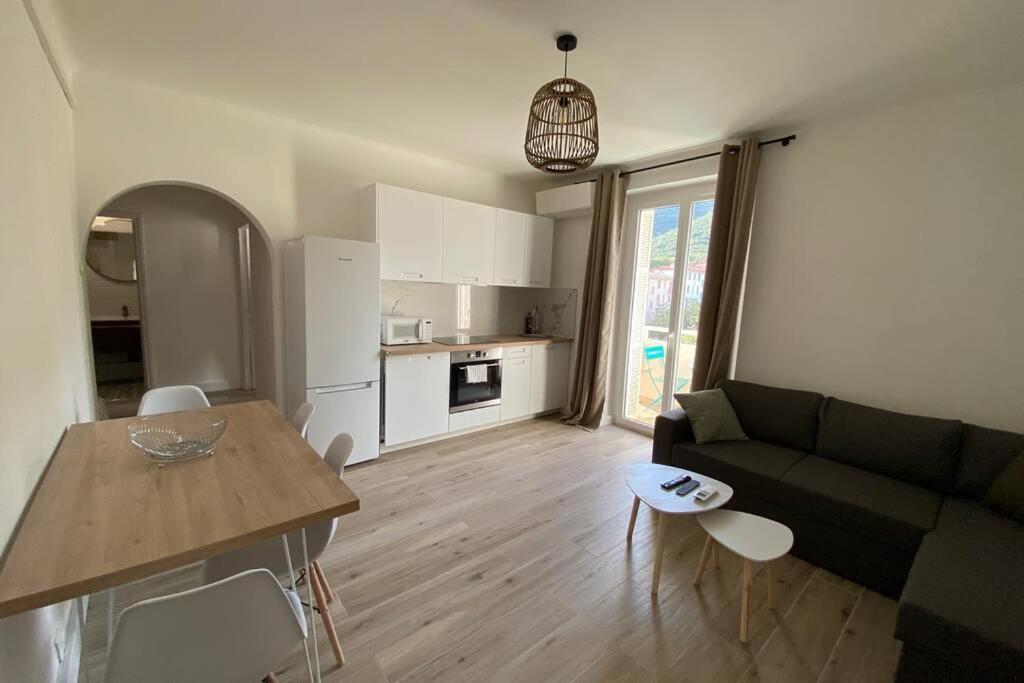 Ajaccio Magnifique T2 Neuf 40M2 Avec Balcon Au Trottel 4 Couchages Wifi Clim Parking Plage A Pieds 100M מראה חיצוני תמונה