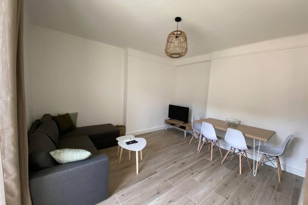 Ajaccio Magnifique T2 Neuf 40M2 Avec Balcon Au Trottel 4 Couchages Wifi Clim Parking Plage A Pieds 100M מראה חיצוני תמונה