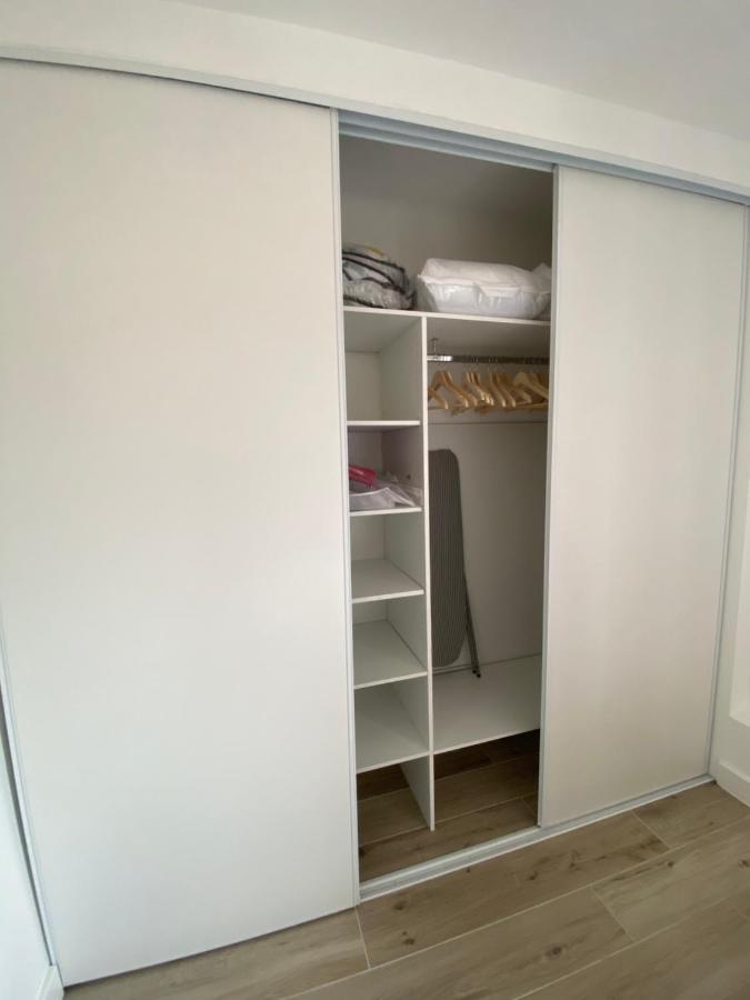 Ajaccio Magnifique T2 Neuf 40M2 Avec Balcon Au Trottel 4 Couchages Wifi Clim Parking Plage A Pieds 100M מראה חיצוני תמונה
